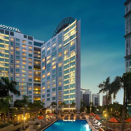 Novotel Manila Araneta City Hotel מראה חיצוני תמונה